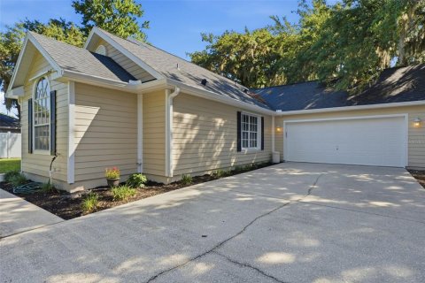 Casa en venta en Kissimmee, Florida, 3 dormitorios, 161.37 m2 № 2151956 - foto 2