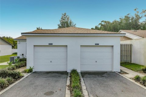 Touwnhouse à vendre à Apopka, Floride: 2 chambres, 125.42 m2 № 2353517 - photo 4