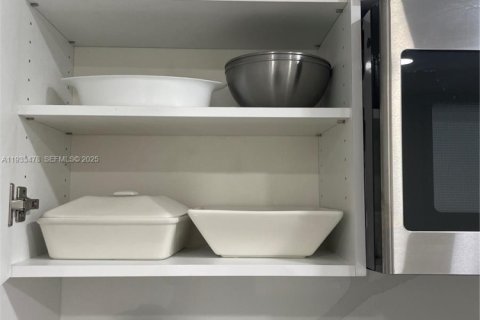 Снять в аренду кондоминиум в Халландейл-Бич, Флорида 2 спальни, 115.94м2, № 1991301 - фото 19