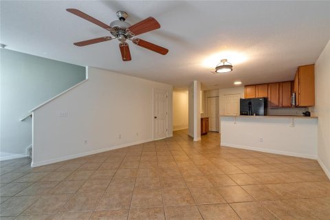 Touwnhouse à louer à Oviedo, Floride: 3 chambres, 137.5 m2 № 2410603 - photo 6