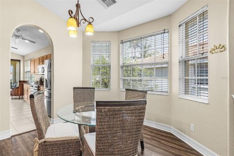 Condo in Cape Coral, Florida, 3 bedrooms  № 2151457 - photo 17