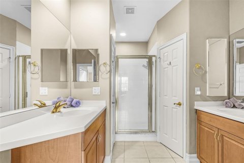 Condo in Cape Coral, Florida, 3 bedrooms  № 2151457 - photo 8