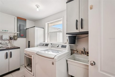 Casa en venta en Venice, Florida, 2 dormitorios, 115.57 m2 № 1829082 - foto 19