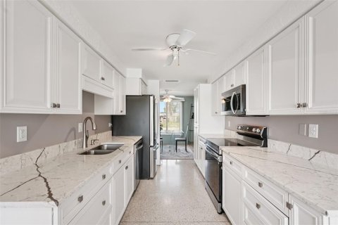 Casa en venta en Venice, Florida, 2 dormitorios, 115.57 m2 № 1829082 - foto 13