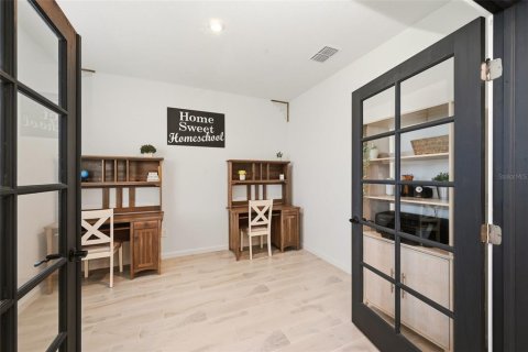 Купить виллу или дом в Апопка, Флорида 6 комнат, 277.96м2, № 2209486 - фото 18