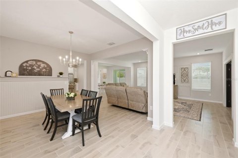 Купить виллу или дом в Апопка, Флорида 6 комнат, 277.96м2, № 2209486 - фото 7