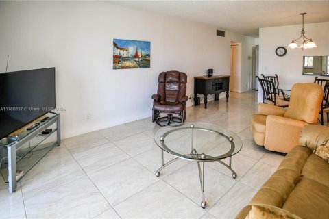 Condominio en venta en Dania Beach, Florida, 1 dormitorio, 74.32 m2 № 1977843 - foto 8