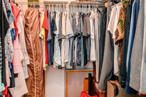 Condominio en venta en Dania Beach, Florida, 1 dormitorio, 74.32 m2 № 1977843 - foto 26