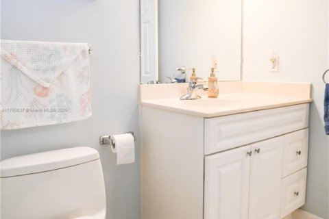 Condominio en venta en Dania Beach, Florida, 1 dormitorio, 74.32 m2 № 1977843 - foto 17