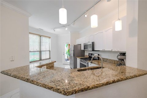 Condo in Clearwater, Florida, 2 bedrooms № 2100747 - photo 12