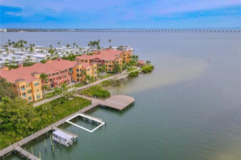 Condo in Clearwater, Florida, 2 bedrooms № 2100747 - photo 3