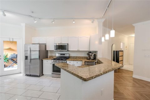 Condo in Clearwater, Florida, 2 bedrooms № 2100747 - photo 11