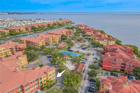 Condo in Clearwater, Florida, 2 bedrooms № 2100747 - photo 2