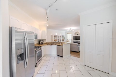 Condo in Clearwater, Florida, 2 bedrooms № 2100747 - photo 15
