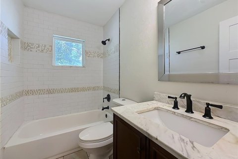 Villa ou maison à vendre à Trenton, Floride: 4 chambres, 166.67 m2 № 2430596 - photo 20