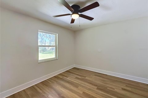 Villa ou maison à vendre à Trenton, Floride: 4 chambres, 166.67 m2 № 2430596 - photo 16
