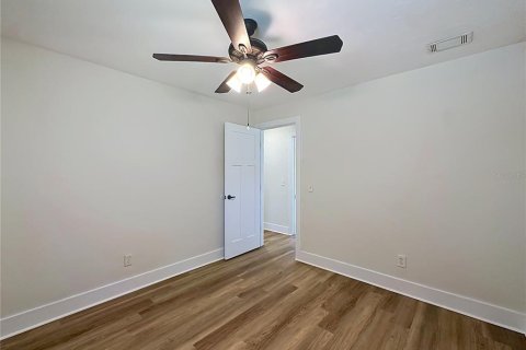 Villa ou maison à vendre à Trenton, Floride: 4 chambres, 166.67 m2 № 2430596 - photo 13
