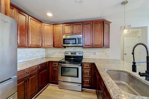 Villa ou maison à vendre à Trenton, Floride: 4 chambres, 166.67 m2 № 2430596 - photo 9