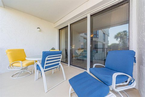 Condo in Vero Beach, Florida, 2 bedrooms  № 1844375 - photo 30
