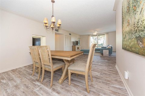 Condo in Vero Beach, Florida, 2 bedrooms  № 1844375 - photo 13