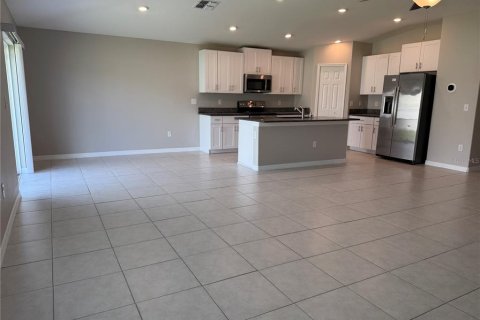 House in Sun City Center, Florida 4 bedrooms, 179.77 sq.m. № 1885656 - photo 8
