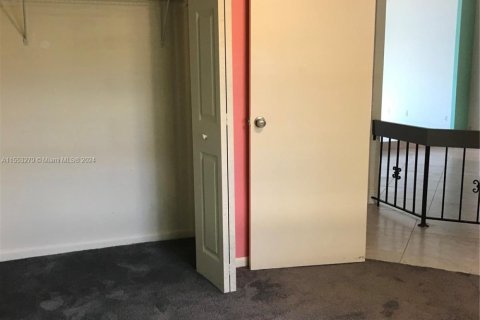 Condo in Davie, Florida, 3 bedrooms № 1959694 - photo 21