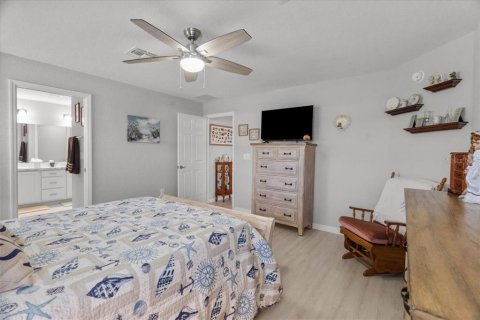 Casa en venta en Lake Alfred, Florida, 3 dormitorios, 141.49 m2 № 1902364 - foto 21