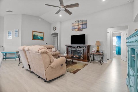 Casa en venta en Lake Alfred, Florida, 3 dormitorios, 141.49 m2 № 1902364 - foto 6