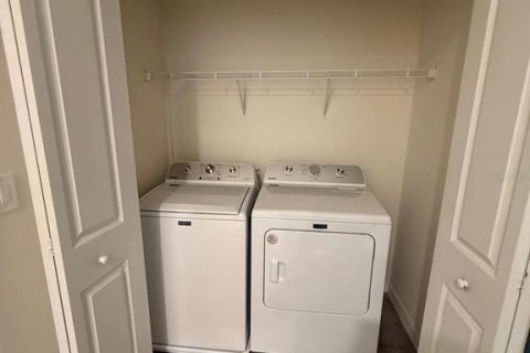 Adosado en alquiler en Kissimmee, Florida, 3 dormitorios, 142.51 m2 № 1915295 - foto 13