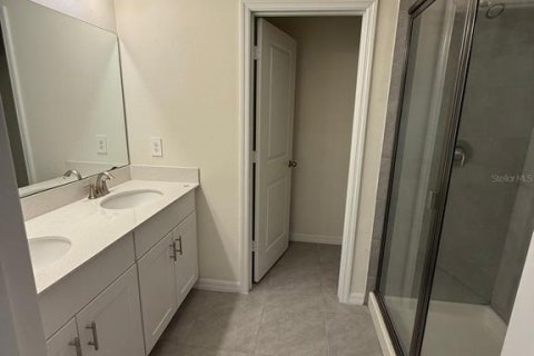 Adosado en alquiler en Kissimmee, Florida, 3 dormitorios, 142.51 m2 № 1915295 - foto 19