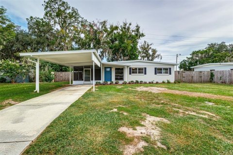 House in Bartow, Florida 4 bedrooms, 123.56 sq.m. № 2322567