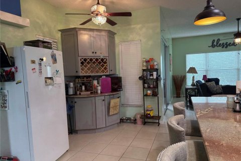 House in Spring Hill, Florida 3 bedrooms, 216.28 sq.m. № 1669802 - photo 7