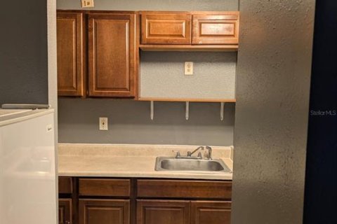 Appartement à louer à Orlando, Floride: 1 chambre, 25.64 m2 № 2426930 - photo 6