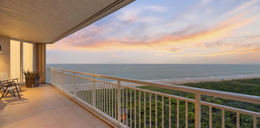 Condo à Hutchinson Island South, Floride, 3 chambres  № 2186416