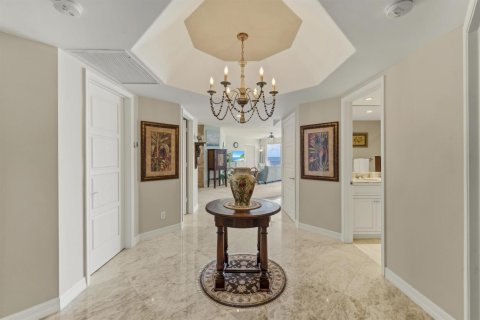 Copropriété à vendre à Hutchinson Island South, Floride: 3 chambres, 199.09 m2 № 2186416 - photo 2