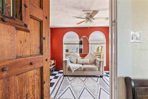 Купить виллу или дом в Дейтона-Бич, Флорида 11 комнат, 185.99м2, № 1907566 - фото 23