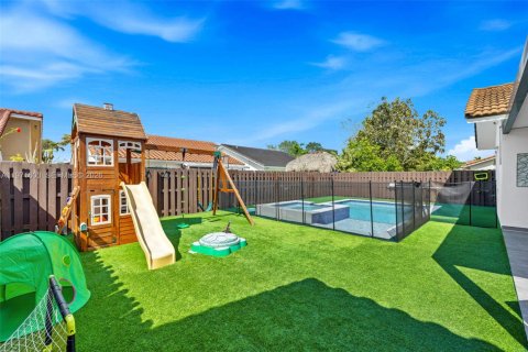 Купить виллу или дом в Майами, Флорида 3 спальни, 134.06м2, № 2032487 - фото 27