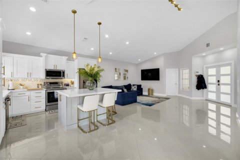 Купить виллу или дом в Майами, Флорида 3 спальни, 134.06м2, № 2032487 - фото 8