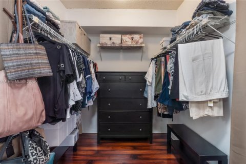 Townhouse in Davie, Florida 3 bedrooms, 138.24 sq.m. № 1971857 - photo 21