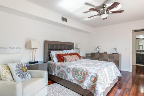 Townhouse in Davie, Florida 3 bedrooms, 138.24 sq.m. № 1971857 - photo 23