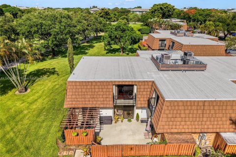 Townhouse in Davie, Florida 3 bedrooms, 138.24 sq.m. № 1971857 - photo 28