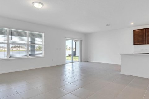 Villa ou maison à louer à Plant City, Floride: 4 chambres, 268.86 m2 № 1829195 - photo 5