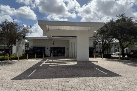 Adosado en alquiler en Plantation, Florida, 3 dormitorios, 150.13 m2 № 2066503 - foto 3