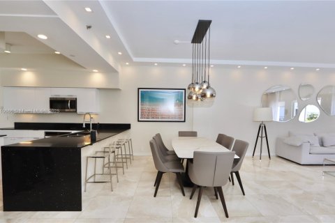 Copropriété à louer à Aventura, Floride: 2 chambres, 185.34 m2 № 1959881 - photo 3