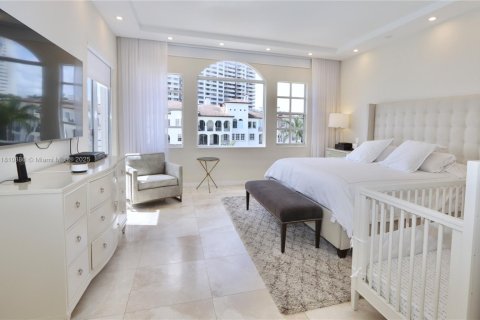 Copropriété à louer à Aventura, Floride: 2 chambres, 185.34 m2 № 1959881 - photo 22