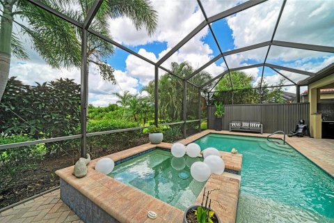 Villa ou maison à vendre à Bradenton, Floride: 3 chambres, 232.44 m2 № 2198503 - photo 4