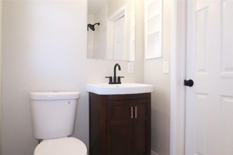 House in Saint Petersburg, Florida 2 bedrooms, 89 sq.m. № 1796150 - photo 18