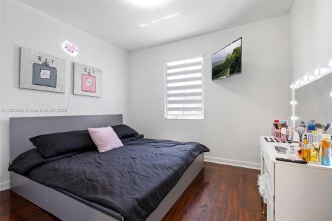 Townhouse in Doral, Florida 4 bedrooms, 171.87 sq.m. № 1788892 - photo 30