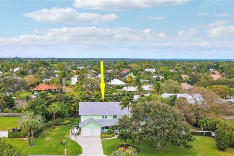 House in Hobe Sound, Florida 4 bedrooms, 258.08 sq.m. № 2019602 - photo 15