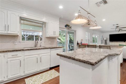 House in Hobe Sound, Florida 4 bedrooms, 258.08 sq.m. № 2019602 - photo 7